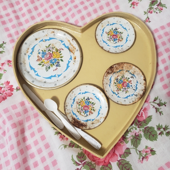 Tea Party Set 🍵 - Picture 4 of 10